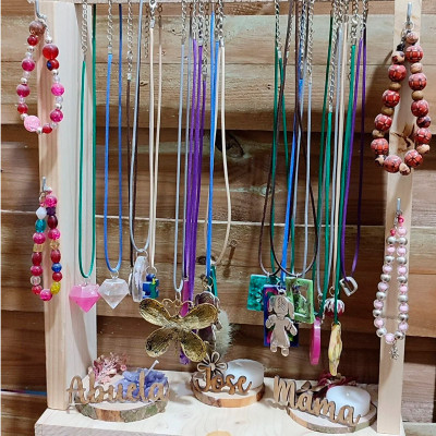 Collares